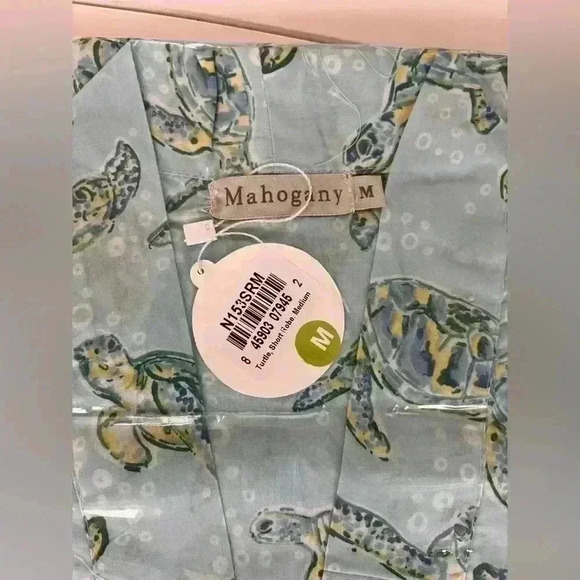 BNWT Mahogany Kimono Style Robe with Sea Turtles Size S - Picture 6 of 11